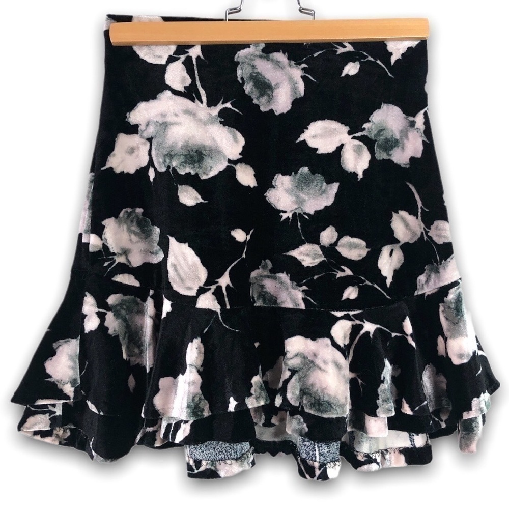 NWT - AQUA -Velvety Floral Ruffle Tiered Mini Skirt - S